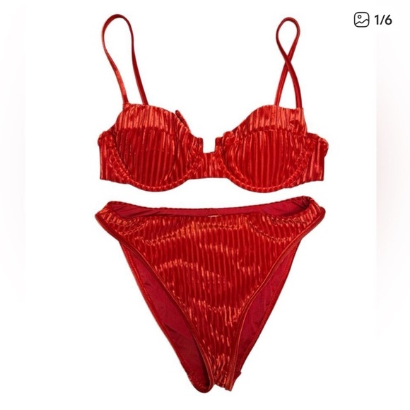 Dippin' Daisy's Other - Dippin Daisys Red velvet Ribbed Bikini Set size Medium